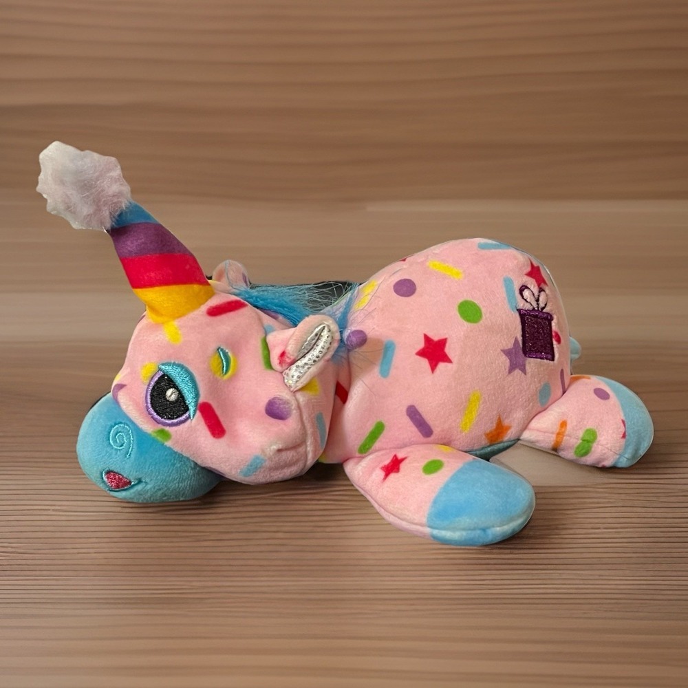 Cutetitos Birthdayitos Plush Birthday Party Hat Present Stuffed Animal #39267